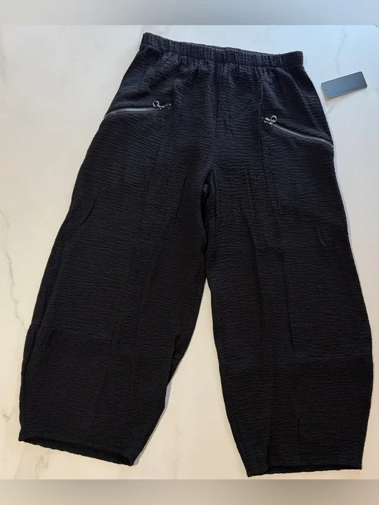 Yushi black pant - Picture 1 of 9